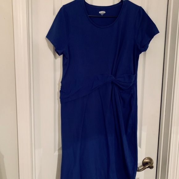 Old Navy Maternity Twist Front Bodycon Dress - Picture 4 of 6